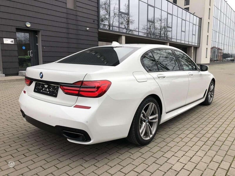 Nuotrauka 4 - Bmw 740 2018 m Sedanas