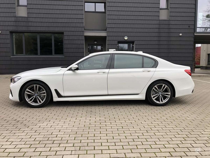 Nuotrauka 6 - Bmw 740 2018 m Sedanas