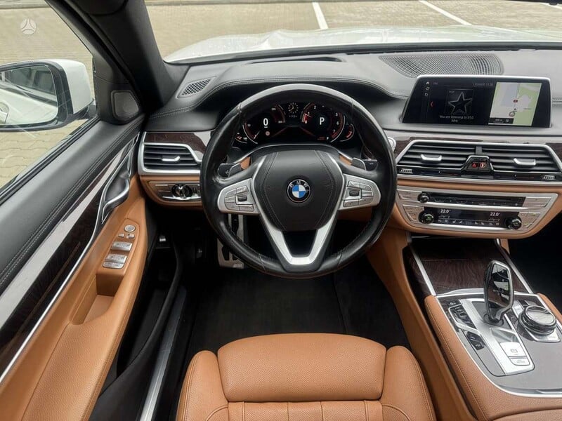 Nuotrauka 18 - Bmw 740 2018 m Sedanas