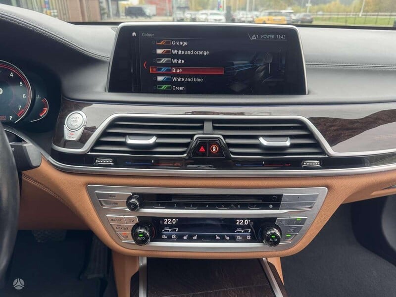 Nuotrauka 25 - Bmw 740 2018 m Sedanas