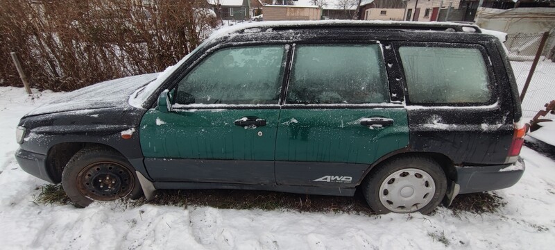 Photo 6 - Subaru Forester 1998 y Off-road / Crossover