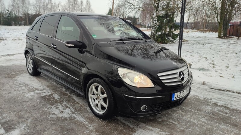 Photo 3 - Mercedes-Benz B 180 2006 y Van