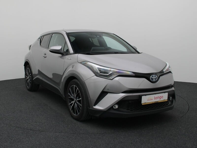 Фотография 10 - Toyota C-HR 2018 г Внедорожник / Кроссовер