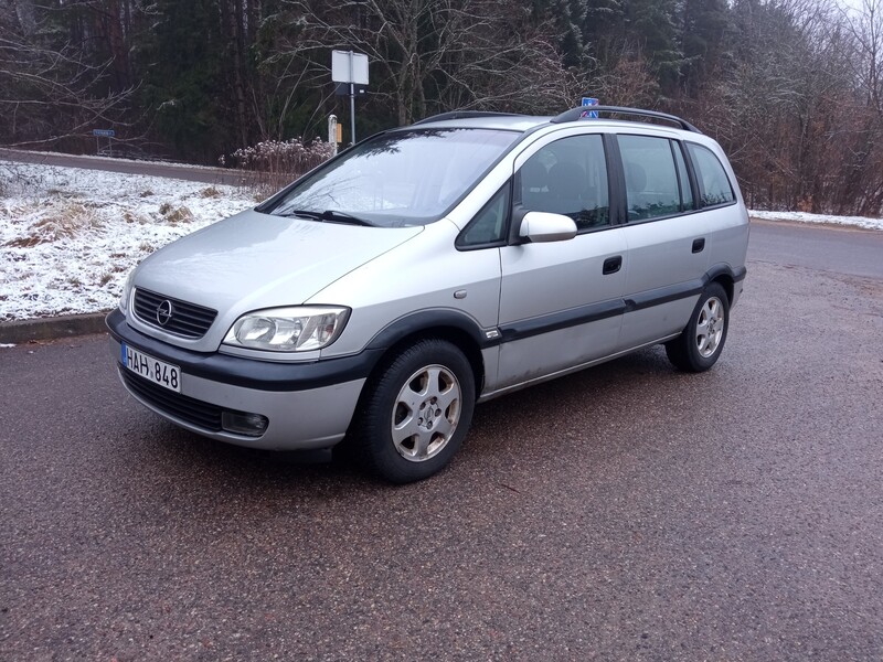 Photo 8 - Opel Zafira 2002 y Van