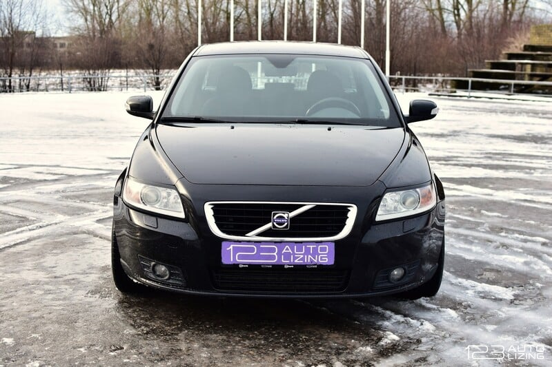 Фотография 3 - Volvo V50 2008 г Универсал