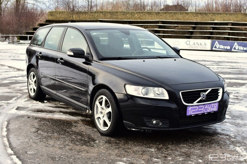 Фотография 5 - Volvo V50 2008 г Универсал