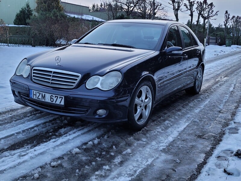 Фотография 1 - Mercedes-Benz C 220 2004 г Седан