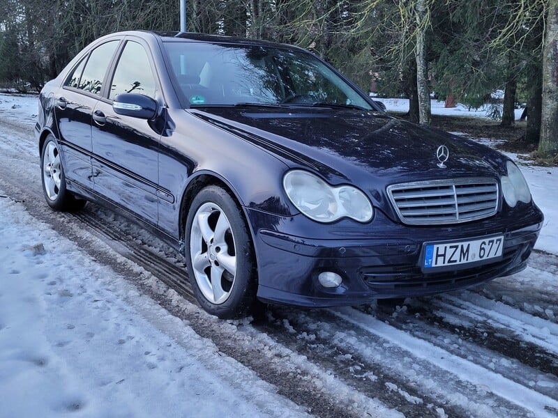 Фотография 3 - Mercedes-Benz C 220 2004 г Седан