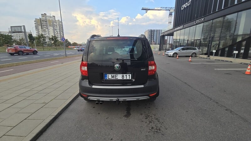 Photo 4 - Skoda Yeti 2013 y Van