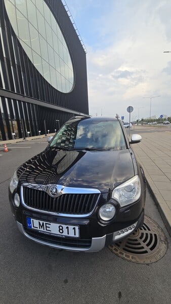 Photo 7 - Skoda Yeti 2013 y Van