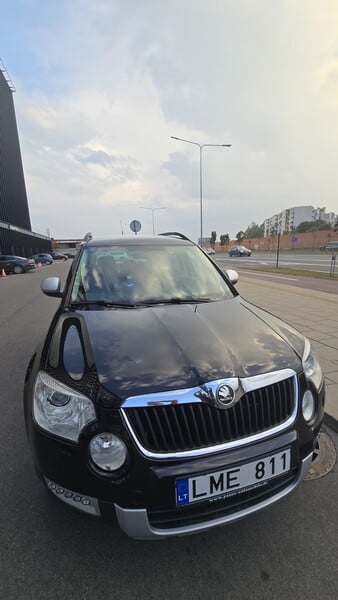 Photo 8 - Skoda Yeti 2013 y Van