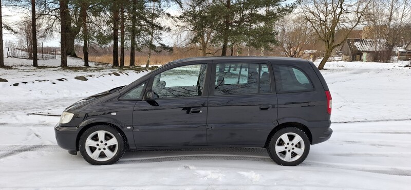 Photo 2 - Opel Zafira 2005 y Van