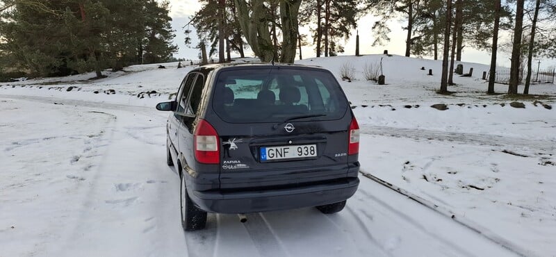 Photo 3 - Opel Zafira 2005 y Van