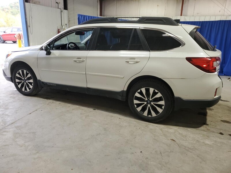 Photo 2 - Subaru OUTBACK 2016 y Off-road / Crossover