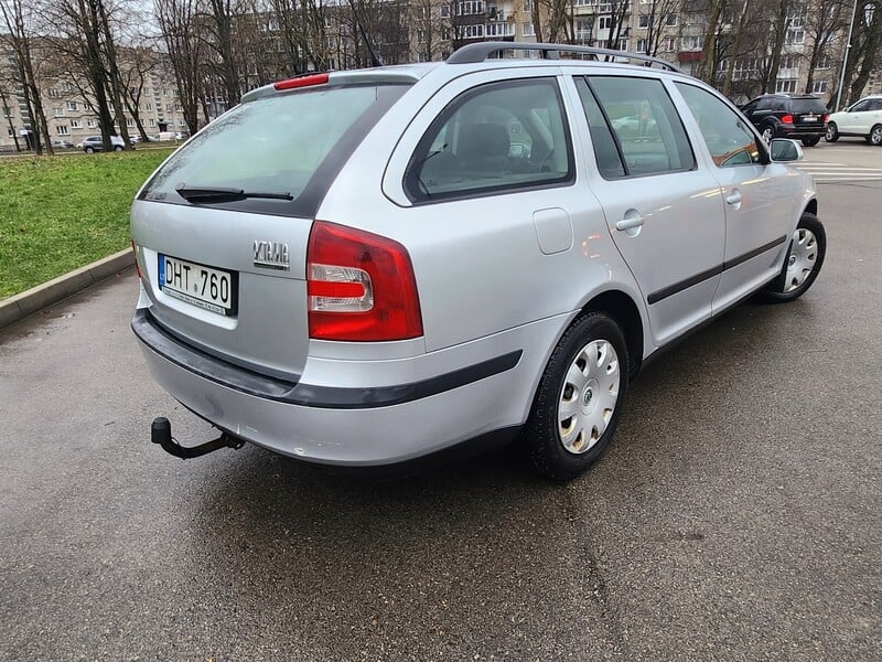 Фотография 4 - Skoda Octavia 2008 г Универсал