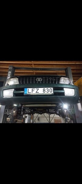 Photo 6 - Toyota Land Cruiser 2002 y Off-road / Crossover