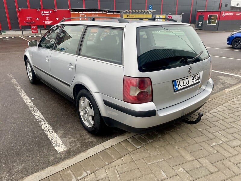 Photo 2 - Volkswagen Passat 2003 y Wagon