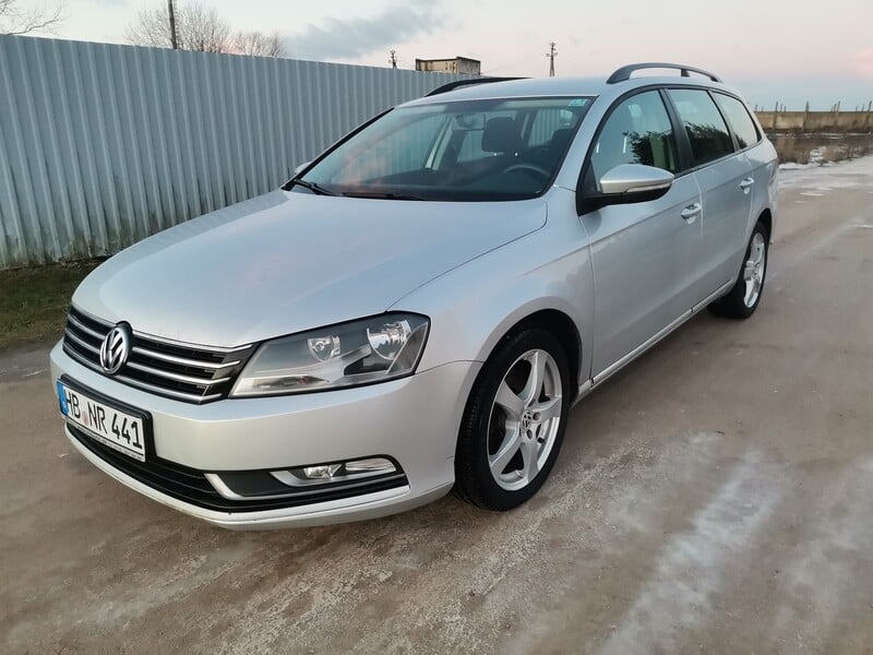 Photo 2 - Volkswagen Passat 2011 y Wagon