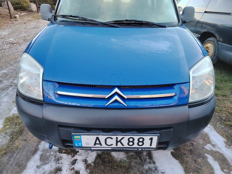 Photo 3 - Citroen Berlingo 2004 y Van