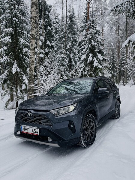 Фотография 1 - Toyota RAV4 2022 г Внедорожник / Кроссовер