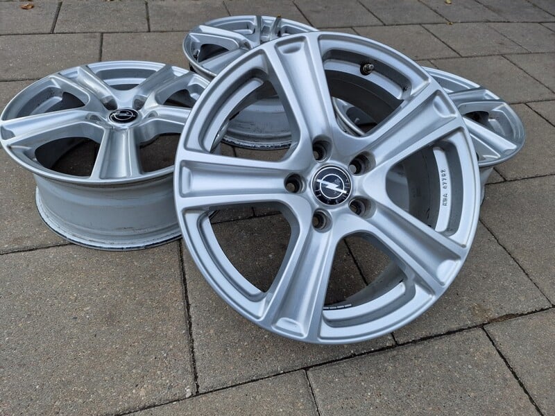 Photo 1 - Opel Zafira (2011-2019m) Zafira light alloy R17 rims