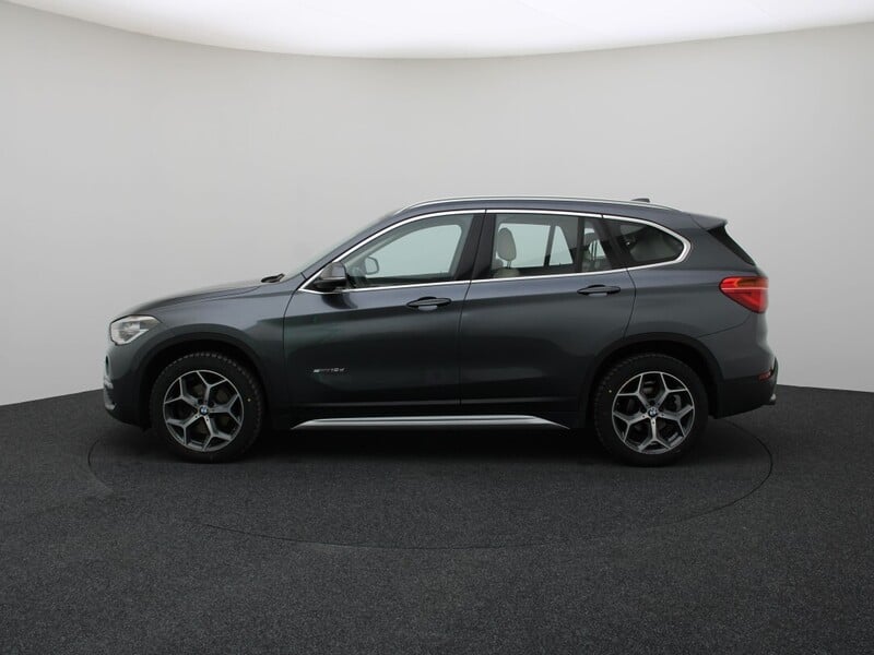 Photo 6 - Bmw X1 2017 y Off-road / Crossover