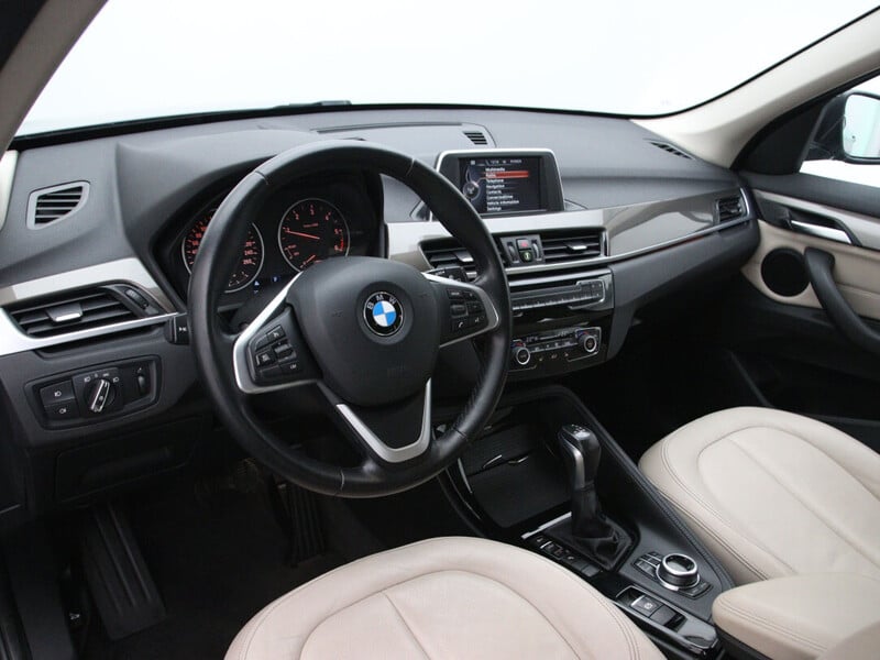 Photo 16 - Bmw X1 2017 y Off-road / Crossover