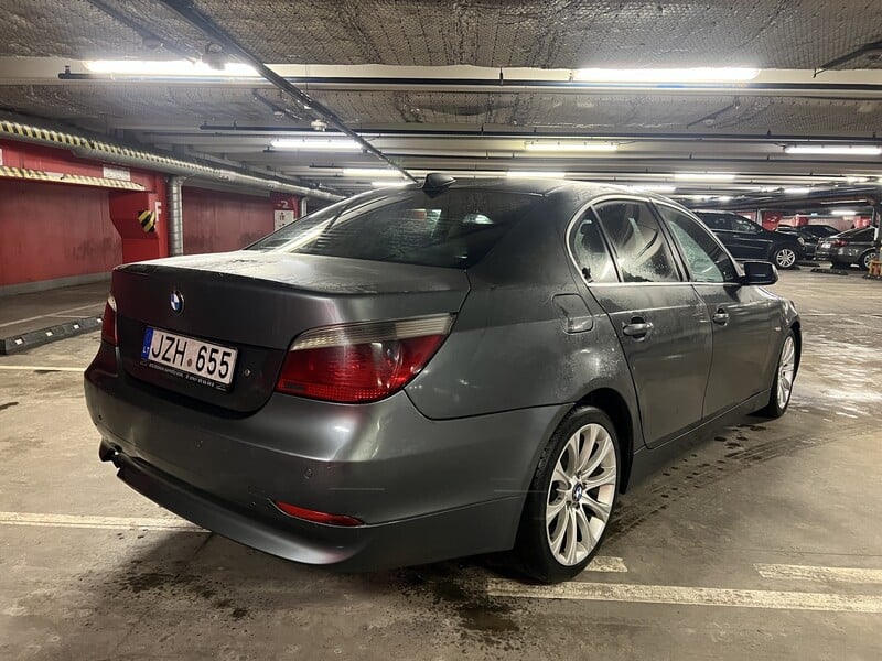 Photo 4 - Bmw 530 2005 y Sedan