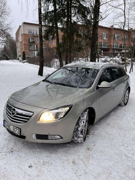 Фотография 2 - Opel Insignia 2013 г Универсал