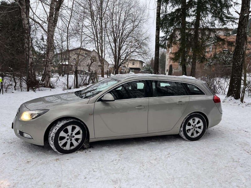 Фотография 3 - Opel Insignia 2013 г Универсал