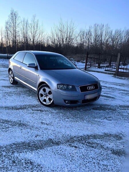 Photo 1 - Audi A3 2003 y Hatchback