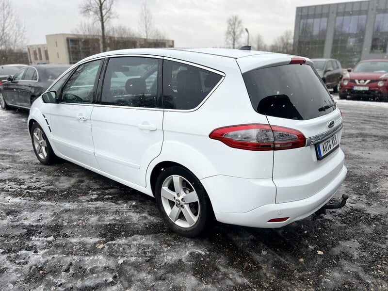 Photo 4 - Ford S-Max 2011 y Van