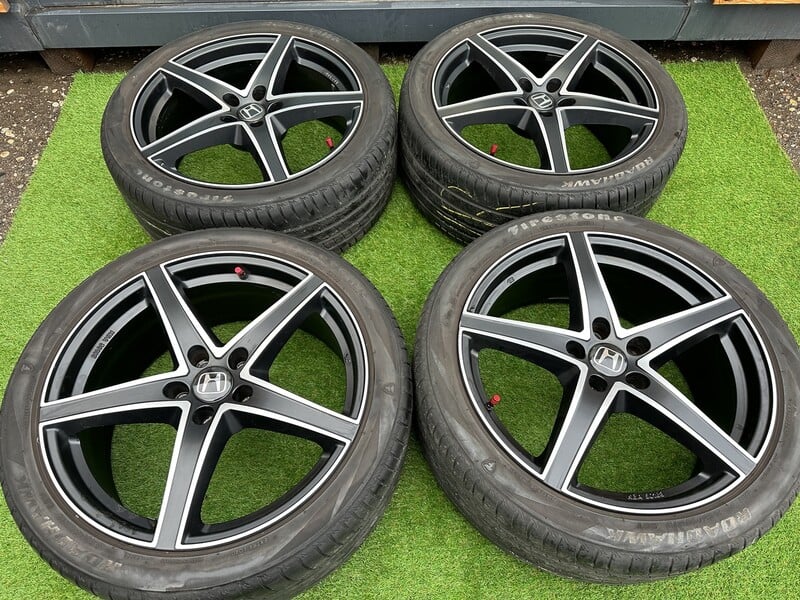 Photo 1 - Honda Siunciam, 8J ET35 light alloy R19 rims