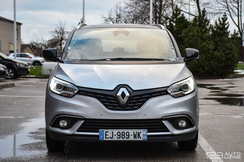 Photo 3 - Renault Grand Scenic 2017 y Van