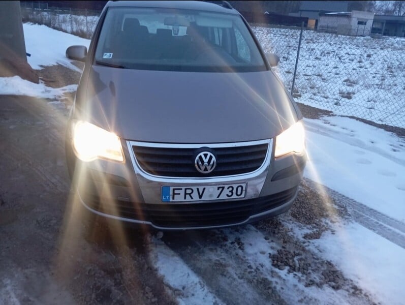 Photo 7 - Volkswagen Touran 2007 y Van