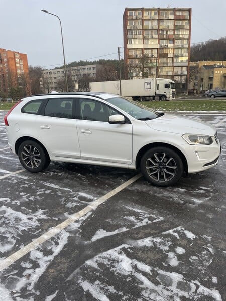 Photo 4 - Volvo XC60 2016 y Off-road / Crossover