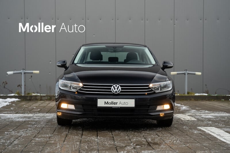 Photo 2 - Volkswagen Passat 2017 y Sedan