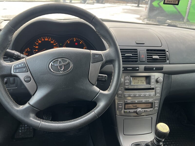 Nuotrauka 9 - Toyota Avensis 2006 m Universalas