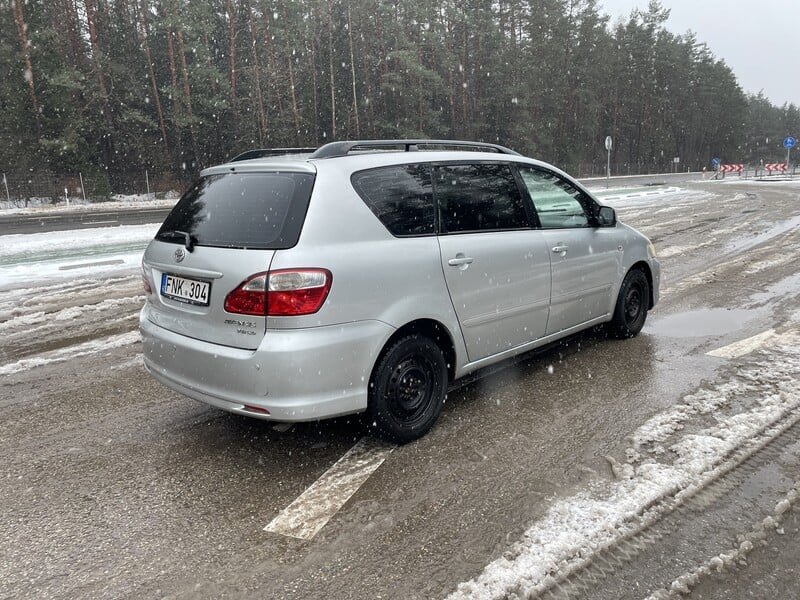 Nuotrauka 4 - Toyota Avensis Verso 2004 m Vienatūris