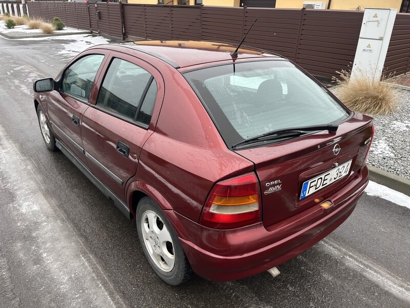 Photo 4 - Opel Astra 2000 y Hatchback