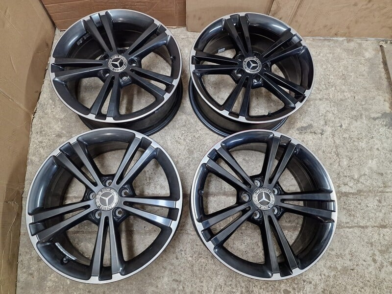 Photo 1 - Mercedes-Benz A,B,C,CLA,GLA,GLB... A 250 light alloy R18 rims