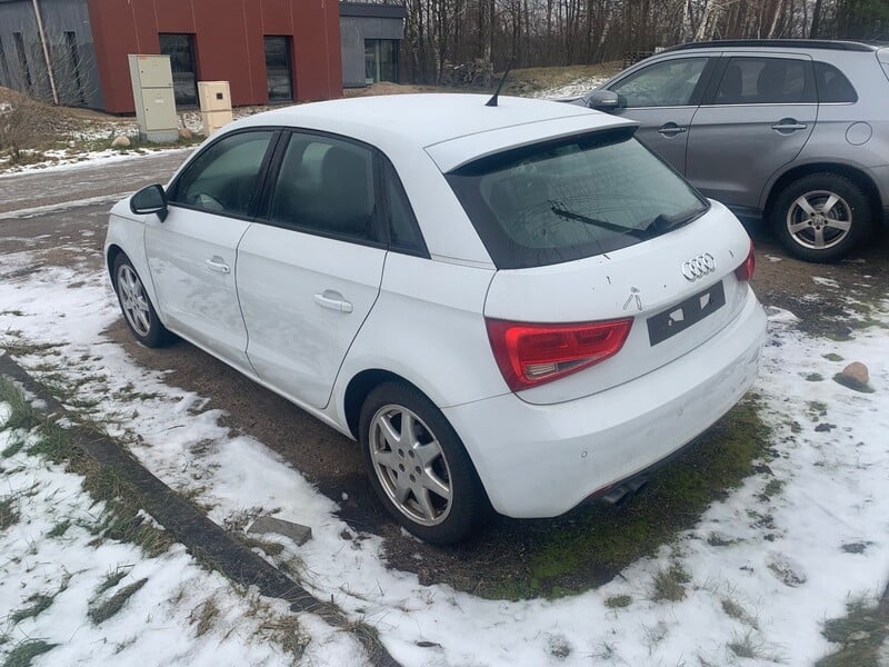 Photo 4 - Audi A1 2012 y Hatchback