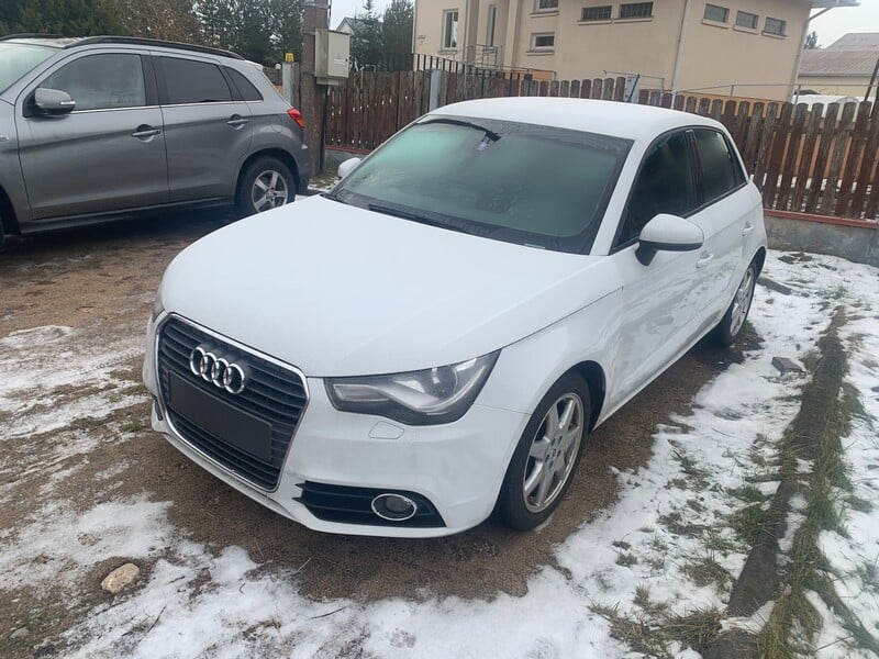 Photo 1 - Audi A1 2012 y Hatchback