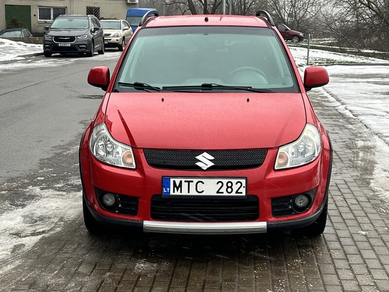 Photo 6 - Suzuki SX4 2008 y Hatchback