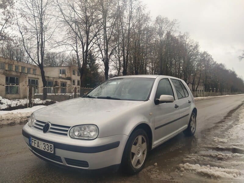 Nuotrauka 1 - Volkswagen Golf 1999 m Hečbekas