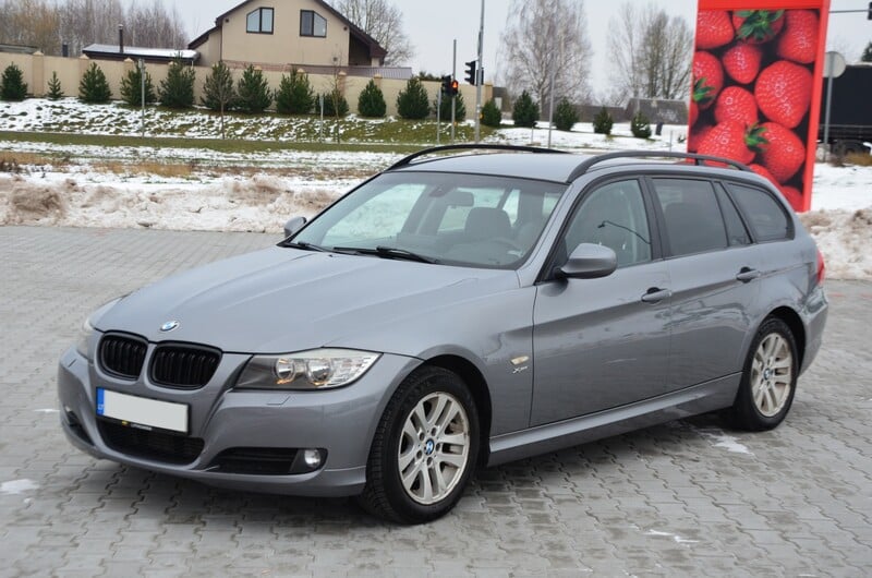 Фотография 1 - Bmw 320 2009 г Универсал