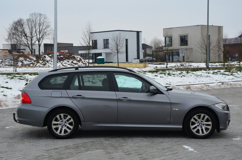 Фотография 6 - Bmw 320 2009 г Универсал