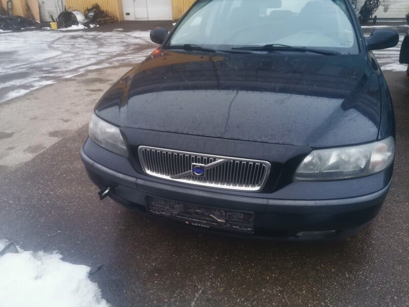 Photo 1 - Volvo V70 II 2002 y parts