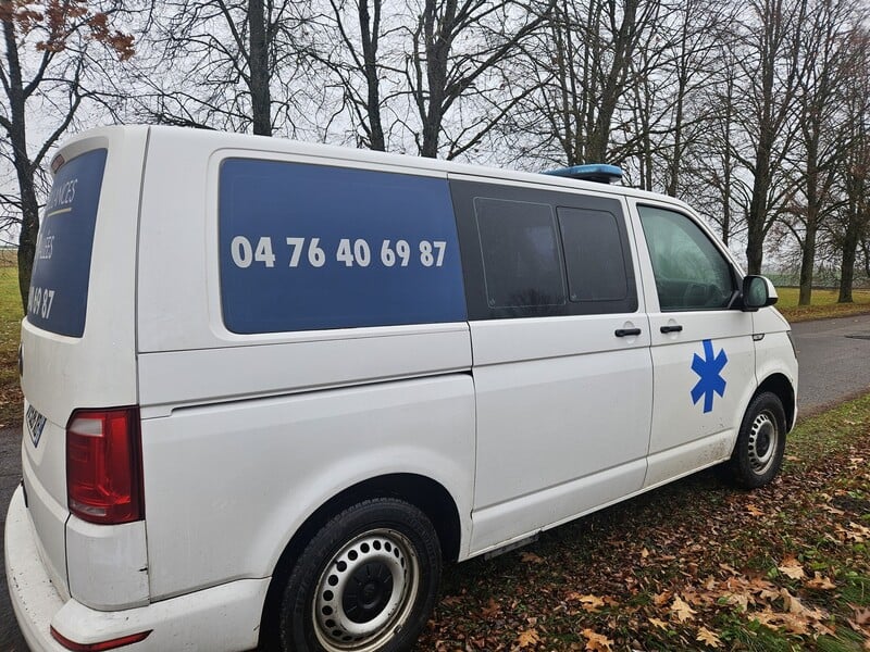 Photo 2 - Volkswagen Transporter 2019 y Minibus