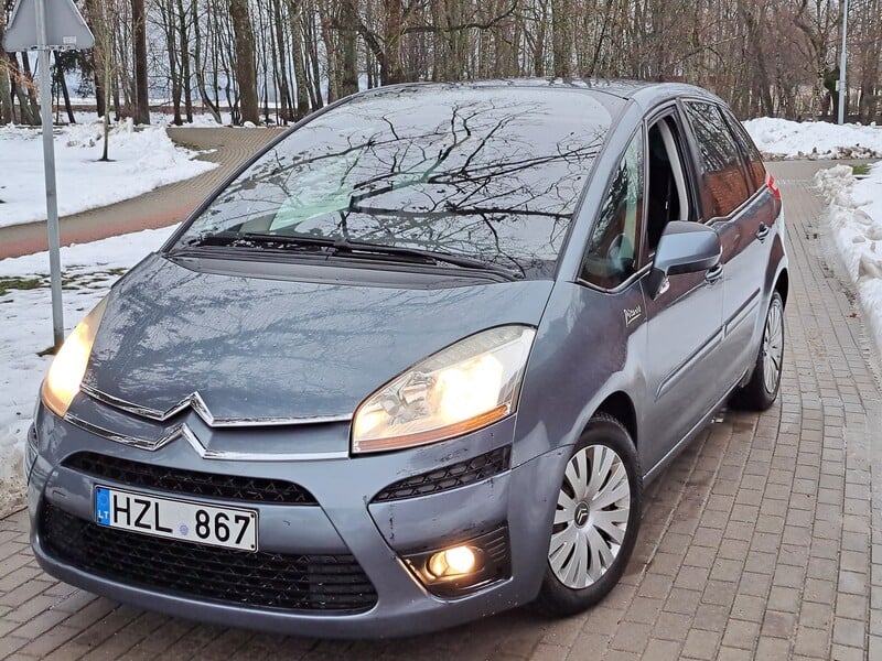 Photo 1 - Citroen C4 Picasso 2007 y Van